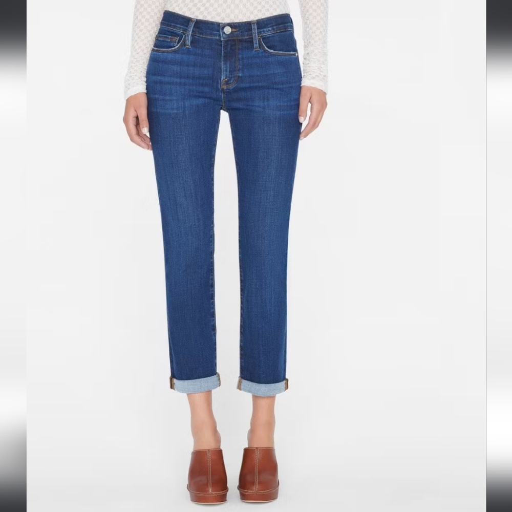 FRAME Le Garçon Jeans in Majesty. Size 26